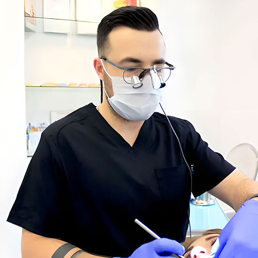 Аутотрансплантация зубов в седации
